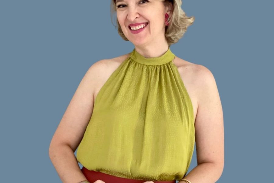 Blusa com Cava Americana