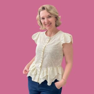 Blusa com Babados nas Laterais